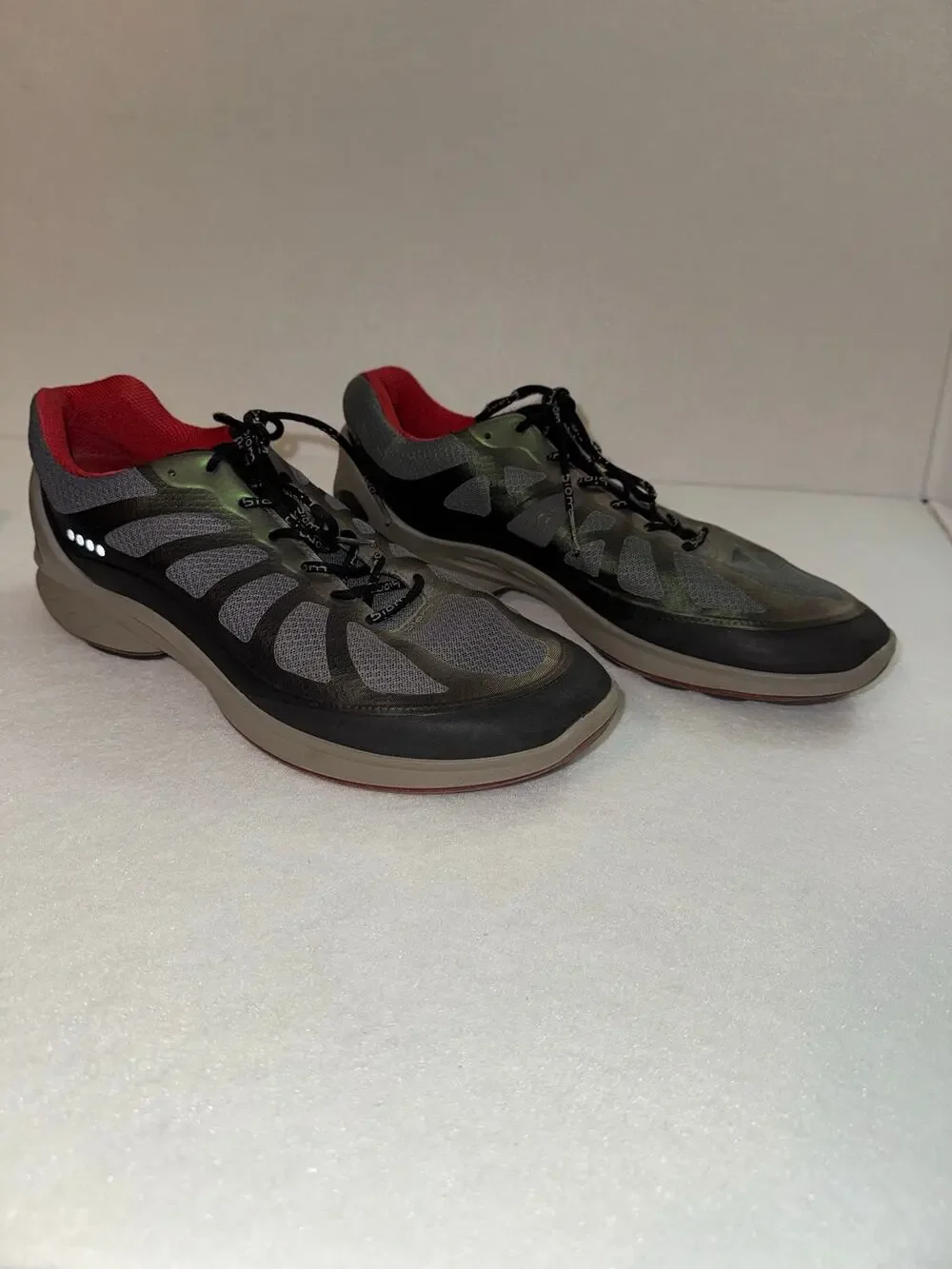 Ecco Men's BIOM Fjuel Racer Trainers Walking Shoes Green Gray Red 10.5 EU44